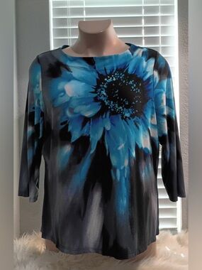 Investments II Women’s 2X Top
